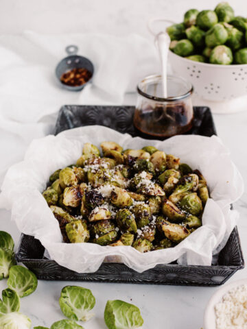 Roasted Brussels sprouts in the tray straight 45º